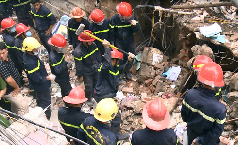 Cảnh sát PC&CC Hà Nội: Lực lượng nòng cốt thực hiện công tác cứu nạn cứu hộ trên địa bàn Thủ đô ảnh 1