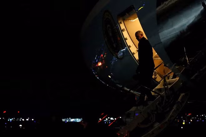 Tổng thống Obama chia tay Nhà Trắng: Nước Mỹ đã mạnh mẽ hơn ảnh 7