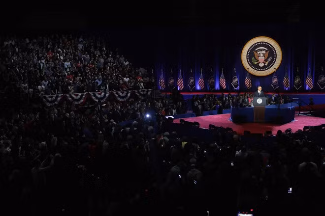 Tổng thống Obama chia tay Nhà Trắng: Nước Mỹ đã mạnh mẽ hơn ảnh 4