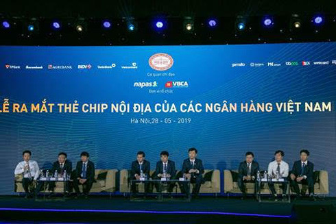 TPBank: Ngân hàng đầu tiên triển khai thành công chuyển đổi thẻ chip nội địa có tích hợp contactless ảnh 1