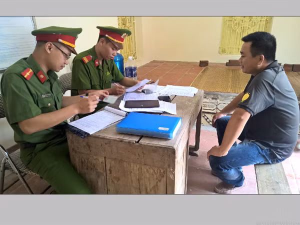Phát hiện nhiều vi phạm an toàn PCCC tại làng nghề Bát Tràng ảnh 2 Phát hiện nhiều vi phạm an toàn PCCC tại làng nghề Bát Tràng ảnh 2