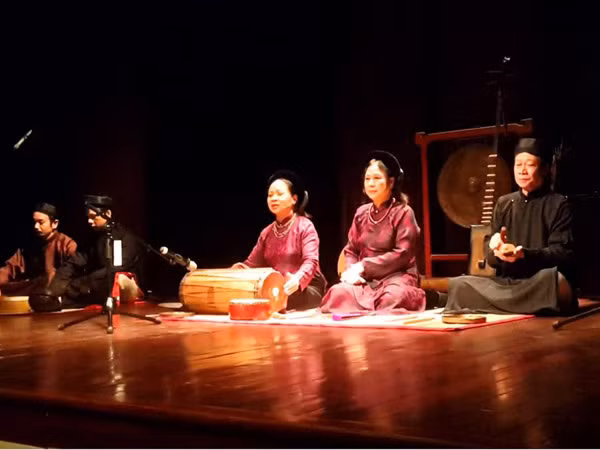 “Chuyện nhạc phố cổ” ảnh 1