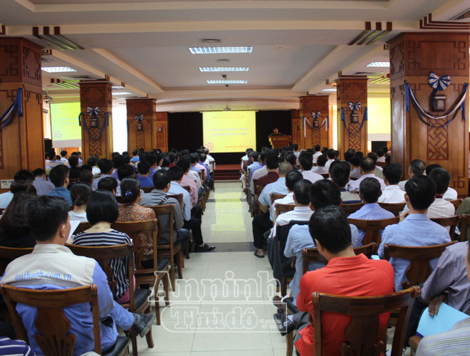 Gần 700 người đã tham dự buổi tập huấn để về PCCC do Phòng Cảnh sát PC&CC số 5 tổ chức Gần 700 người đã tham dự buổi tập huấn để về PCCC do Phòng Cảnh sát PC&CC số 5 tổ chức