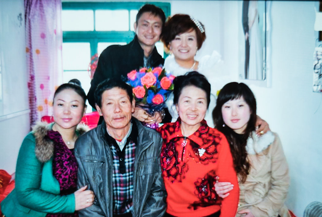 Bi kịch của những cô gái Trung Hoa khi "giấc mơ Mỹ" tan tành ảnh 4