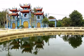 Vẻ đẹp mộc mạc của làng cổ Yên Mỹ ven sông Hồng