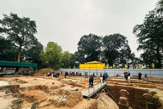 Xác định chính xác quy mô nền điện Kính Thiên, mở ra hướng phục dựng khả thi