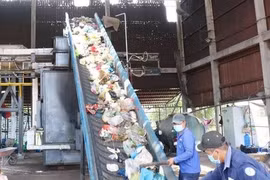 Hà Nội quyết tâm xử lý toàn bộ rác bằng công nghệ hiện đại 