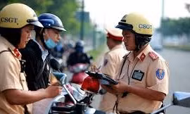 Áp dụng quy định mới về xử phạt giao thông từ 15-5