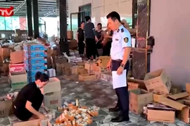 Xử lý hơn 123.000 vụ buôn lậu, gian lận thương mại trong năm 2025