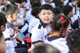 Học tiếng Anh liên kết: Vì sao trường thu 150.000 đồng, trường thu 2 triệu?