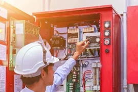 Hà Nội trang bị thiết bị truyền tin báo cháy cho nhà ở ngõ sâu 