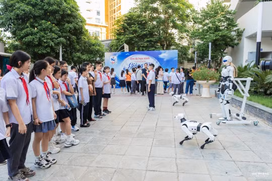 Dạy học STEM không được phát sinh nghĩa vụ đóng góp bắt buộc đối với học sinh, phụ huynh