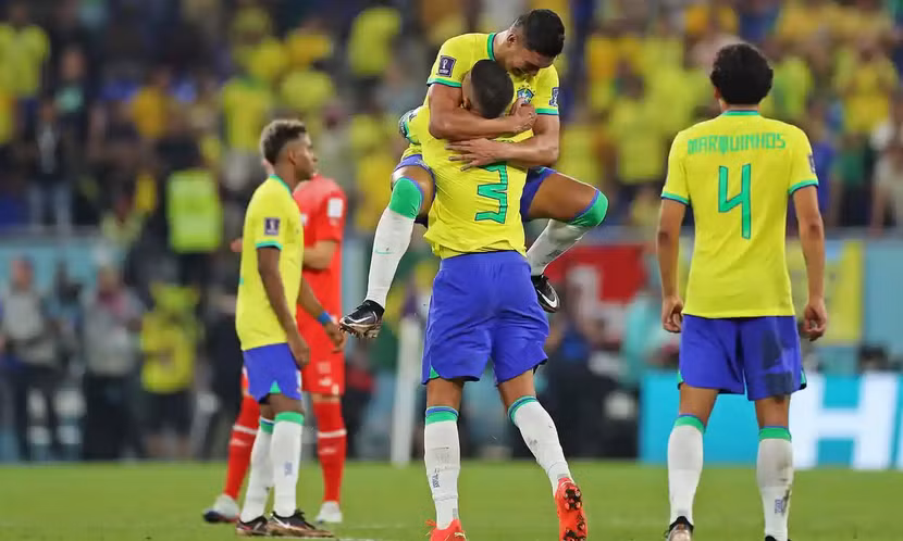 Brazil sớm giành vé vào vòng 1/8 Brazil sớm giành vé vào vòng 1/8