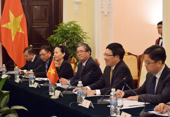 Ngoại trưởng Philippines: "Trung Quốc làm cho tình hình Biển Đông xấu đi từng ngày" ảnh 4