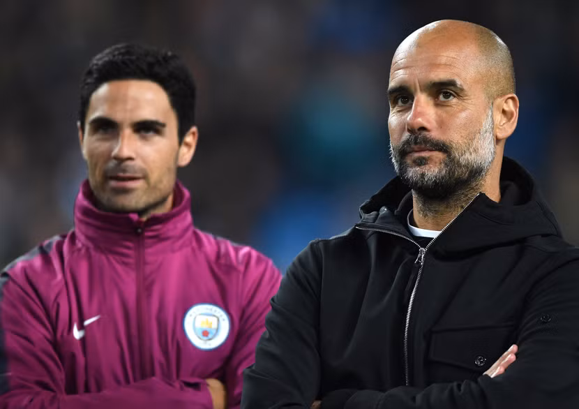 Pep Guardiola (phải) và Mikel Arteta ngày còn làm việc cùng nhau ở Man City