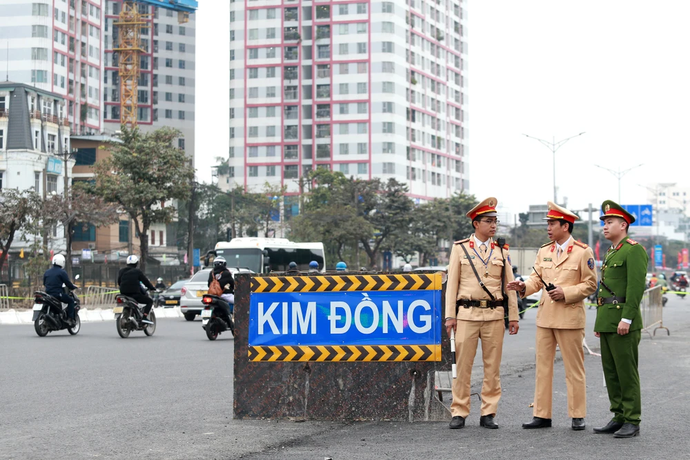 Công an Hà Nội quyết liệt tháo gỡ “điểm nghẽn”, khơi thông "mạch máu" giao thông Thủ đô 