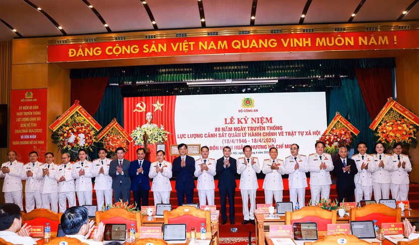 Thủ tướng Lê Minh Hưng và các đại biểu dự lễ kỷ niệm