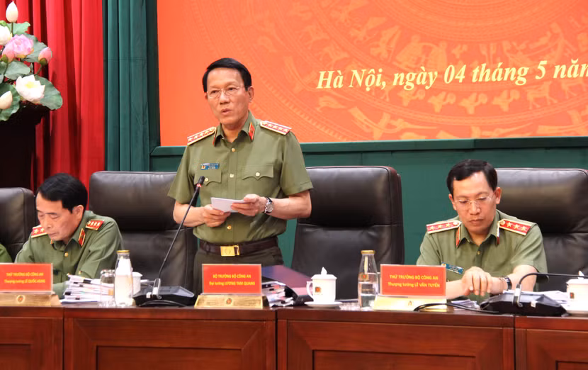 Đại tướng Lương Tam Quang, Ủy viên Bộ Chính trị, Bộ trưởng Bộ Công an chủ trì hội nghị giao ban