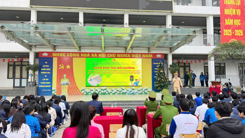 z7352566612897-6fdf9ae9c003c4a9f0896f032dea77b5.jpg?w=900