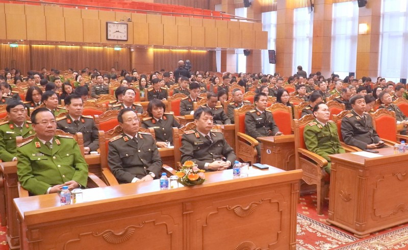 Các đại biểu dự hội nghị