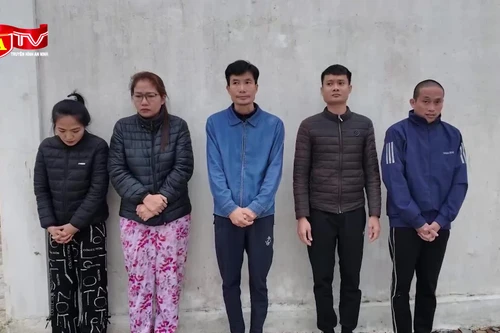 Lộ diện đường dây hàng giả đội lốt thương hiệu Việt