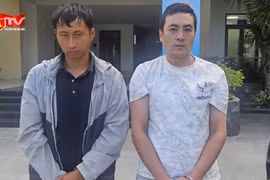 Thua bạc hết tiền, 2 người nước ngoài hóa ‘người nhện’ đi trộm tài sản