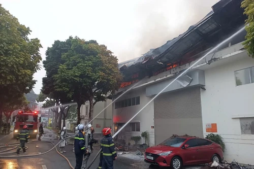 Tiếp tục nhân rộng các mô hình PCCC ứng phó với cháy nổ tại chỗ