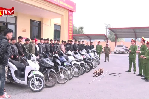 Giữa đêm gọi “viện binh” mang hung khí đi hỗn chiến