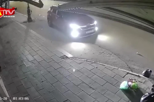 Triệu tập lái xe lao ô tô lên vỉa hè tông người phụ nữ rồi bỏ chạy 