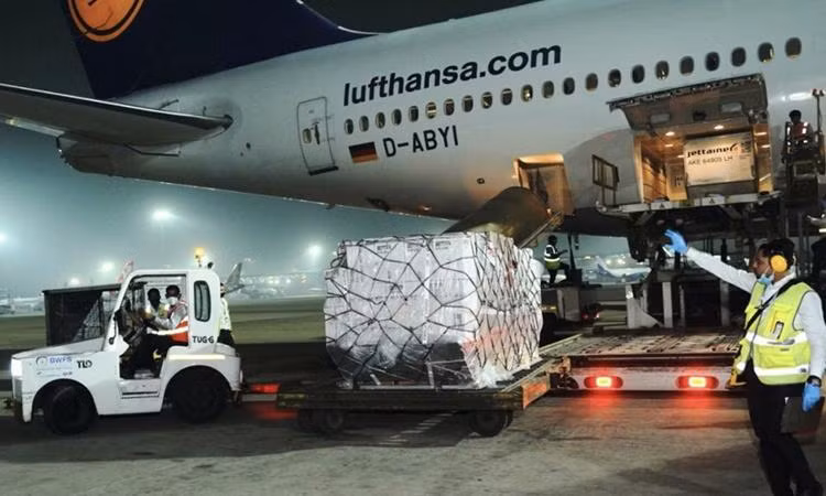 Mỹ hỗ trợ Ấn Độ vượt qua thời kì khó khăn của dịch Covid-19