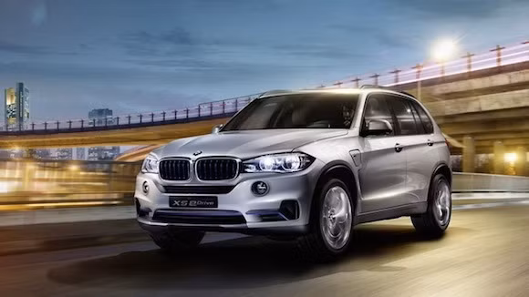 BMW giới thiệu bản nâng cấp của concept X5 eDrive ảnh 9
