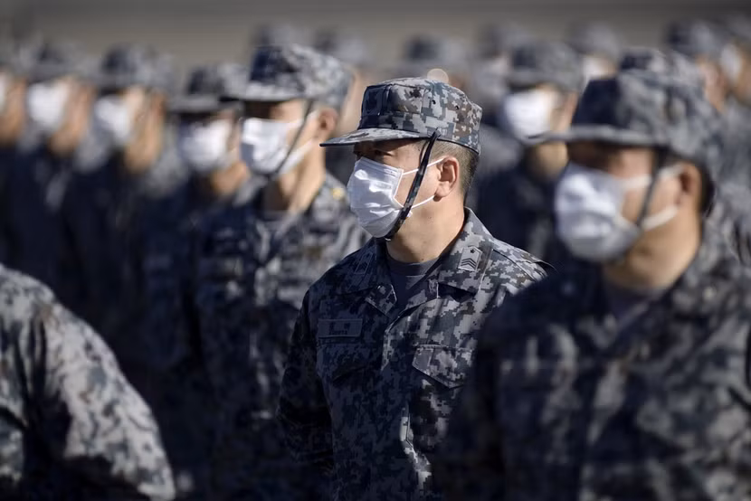 Ban tổ chức đã phải hủy kế hoạch trình diễn máy bay và sự kiện cũng không có khách mời.