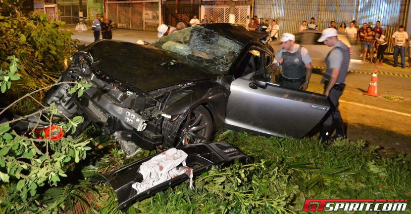 Nissan GT-R độ công suất lớn gây tai nạn chết người ảnh 1
