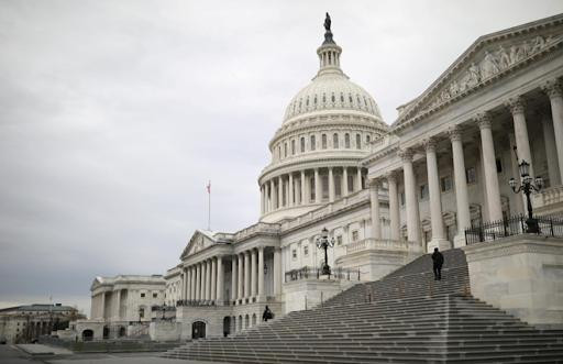 Nhiều nghị sĩ Đảng Cộng hòa kiên quyết ủng hộ ông Donald Trump