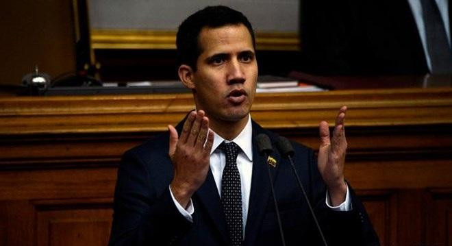 Ông Guaido tự xưng là lãnh đạo của Venezuela và chống lại Tổng thống Maduro
