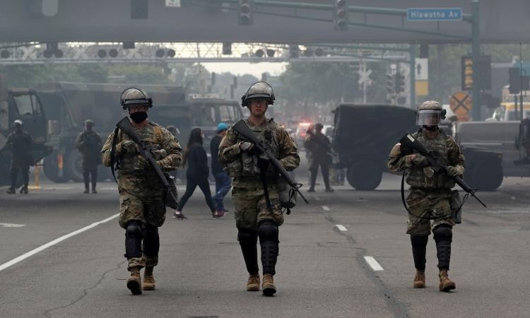 Nước Mỹ vẫn đang cảnh giác cao độ trước tình trạng bạo lực