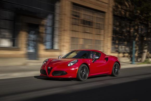 Mãn nhãn với vẻ đẹp của Alfa Romeo 4C 2015 ảnh 6