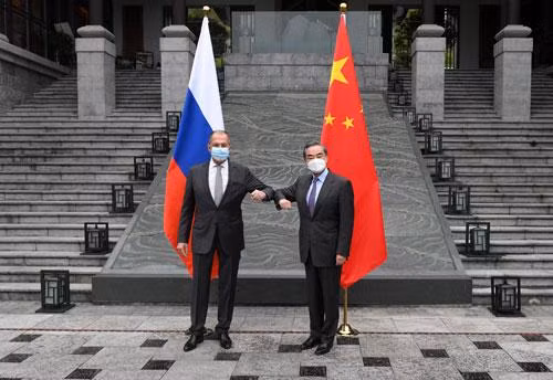 Hai nhà ngoại giao kỳ cựu bày tỏ thiện chí hợp tác