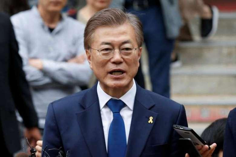 Ông Moon Jae-in nhấn mạnh biện pháp chống dịch mạnh tay là điều cần phải thực hiện Ông Moon Jae-in nhấn mạnh biện pháp chống dịch mạnh tay là điều cần phải thực hiện