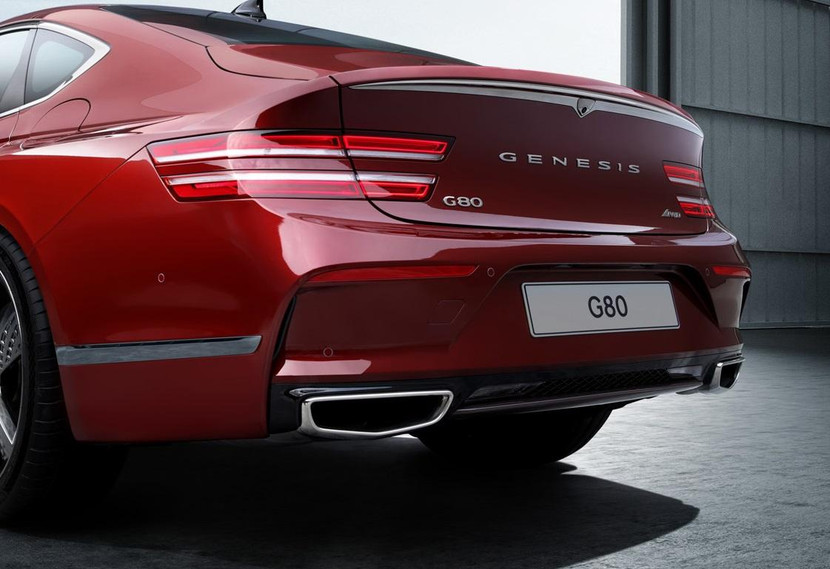 Giá bán của Genesis G80 Sport 2022 được công bố khi xe chuẩn bị được bán ra tại các đại lý vào quý 3 năm 2021. Giá bán của Genesis G80 Sport 2022 được công bố khi xe chuẩn bị được bán ra tại các đại lý vào quý 3 năm 2021.
