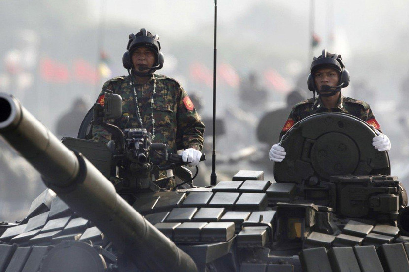 Quân đội Myanmar tiến hành đảo chính và gây ra nhiều chỉ trích từ cộng đồng quốc tế