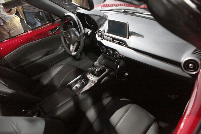 Mazda chính thức trình làng mẫu xe Miata MX-5 2016 ảnh 5