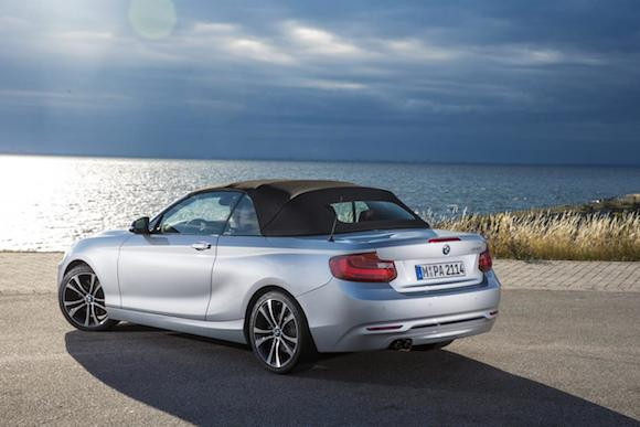 BMW 2-series Convertible: Thiết kế thanh thoát, sức mạnh vượt trội ảnh 7
