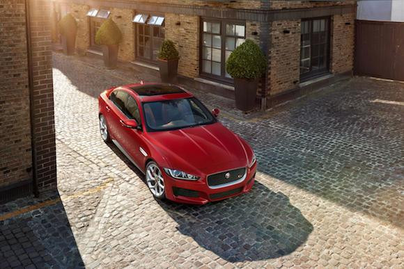 Jaguar XE: Thiết kế sang trọng, công nghệ đỉnh cao ảnh 7