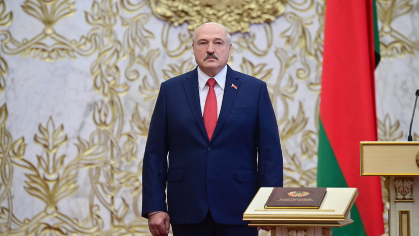 Ông Lukashenko đang đối mặt với làn sóng biểu tình trong nước Ông Lukashenko đang đối mặt với làn sóng biểu tình trong nước