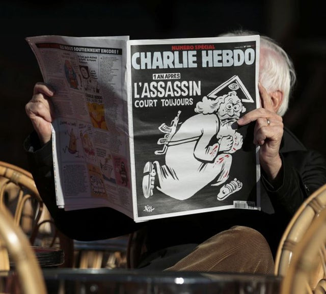 Charlie Hebdo từng gây tranh cãi bởi những hình ảnh châm biếm nhà tiên tri Mohammed Charlie Hebdo từng gây tranh cãi bởi những hình ảnh châm biếm nhà tiên tri Mohammed