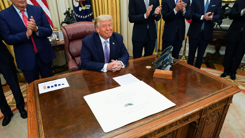 Ông Donald Trump sẽ hỗ trợ kinh tế Mỹ một cách đơn phương mà không thông qua quốc hội Ông Donald Trump sẽ hỗ trợ kinh tế Mỹ một cách đơn phương mà không thông qua quốc hội