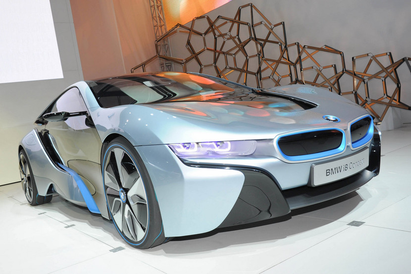 Cặp đôi BMW i3 và i8 trình diễn ấn tượng cùng người đẹp Mission Impossible 4 ảnh 7