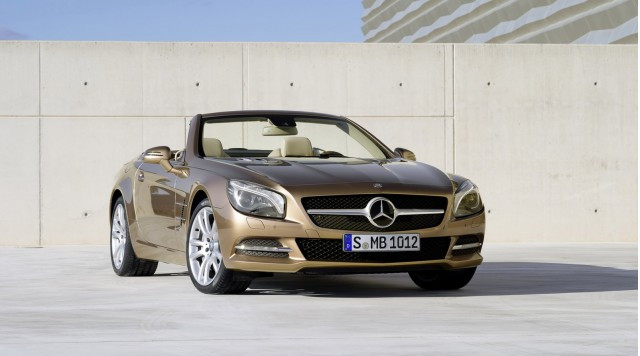 Mercedes-Benz SL550 sẽ có giá từ 106.375 USD ảnh 1
