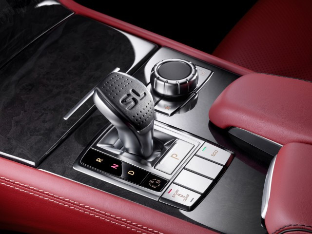 Mercedes-Benz SL550 sẽ có giá từ 106.375 USD ảnh 14